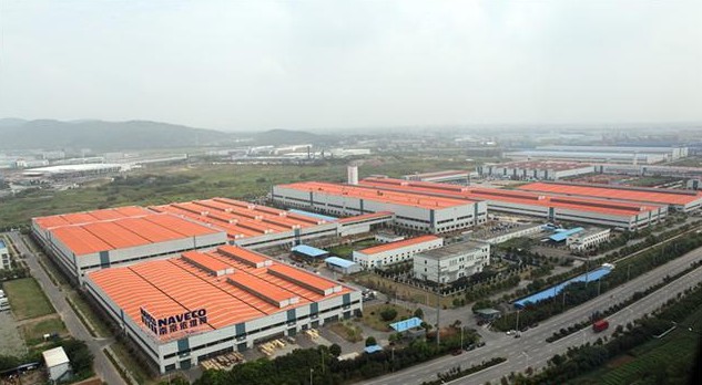 鹤峰南京依维柯
